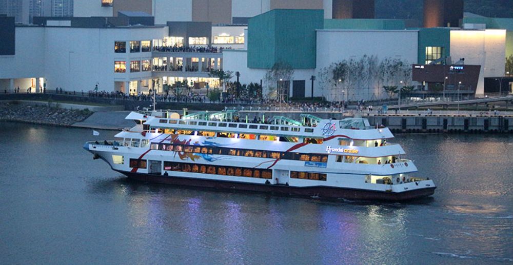 현대유람선 전경