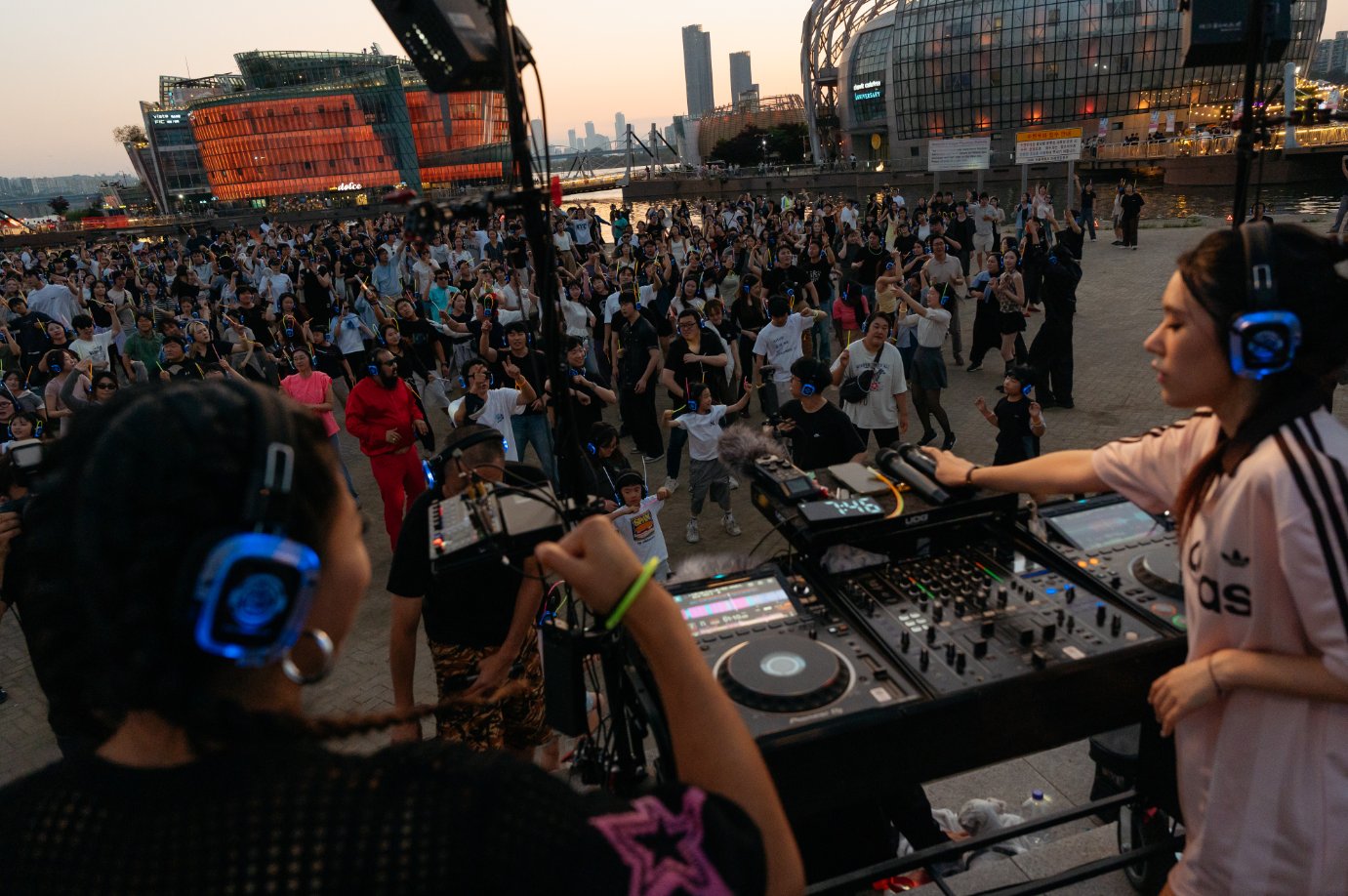 무소음 DJ 파티